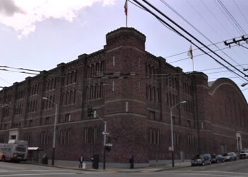 San Francisco residents opposed to plan for Kink.com to hold concerts at The Armory in Mission District