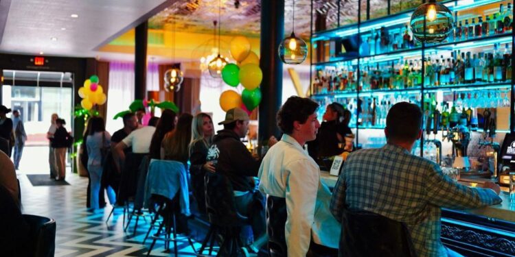 Events, entertainment vital to these SF bars, restaurants