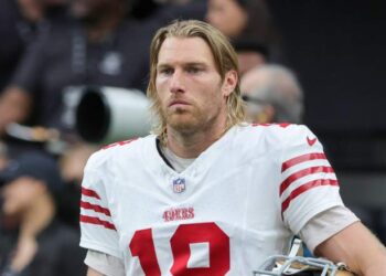 Mitch Wishnowky 49ers Bills