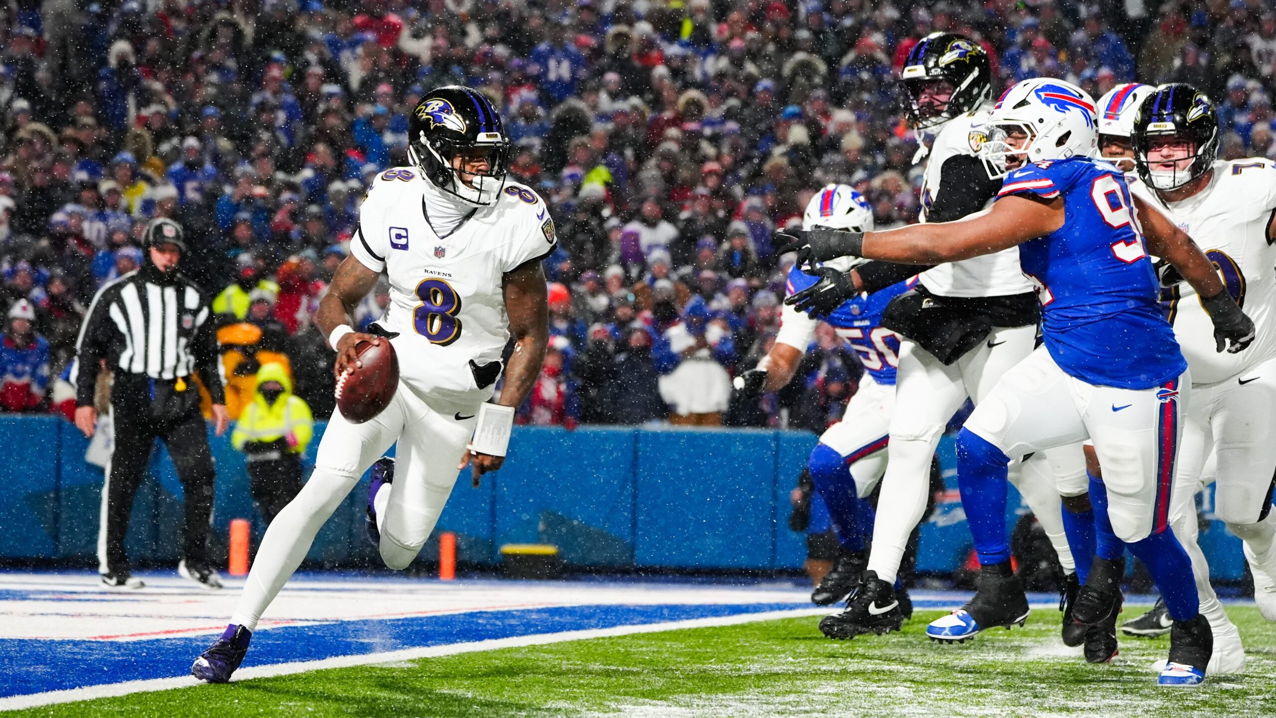 Predictions, picks and odds for NFL Week 1 game