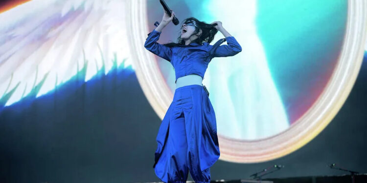 Magdalena Bay performs on the Pier Stage at the Portola Music Festival on Saturday, Sept. 20, 2025. (Charles Russo/SFGATE)