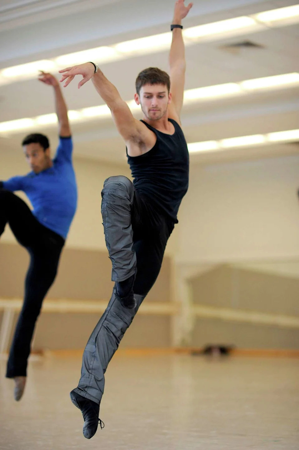 Garen Scribner during San Francisco Ballet rehearsal in 2012. (erik tomasson)