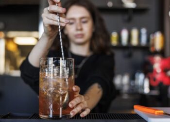 Bartenders noticing lack of tips from Gen Z drinkers, they say