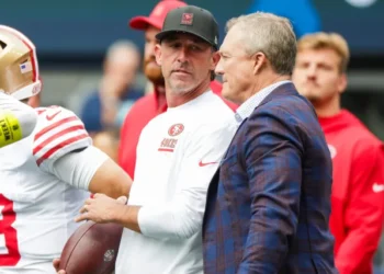 NFL trade prediction sees San Francisco 49ers make deadline deal with Miami Dolphins image