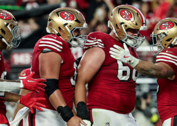 San Francisco leads 13-10 in fourth quarter