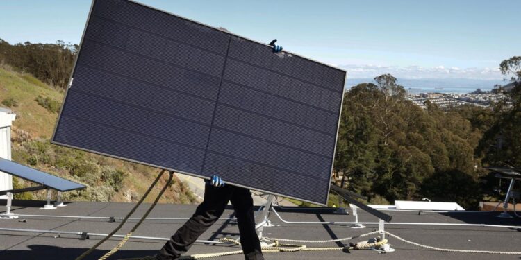 Struggling SF solar company cuts more staff, names new CEO