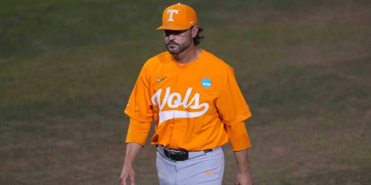 Tony Vitello hired by San Francisco Giants from Tennessee baseball