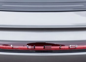 Uber to take on Waymo in San Francisco with Lucid, Nuro robotaxis – East Bay Times