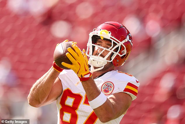 The star tight end caught four passes from Patrick Mahomes during Sunday's game between the Kansas City Chiefs and San Francisco 49ers